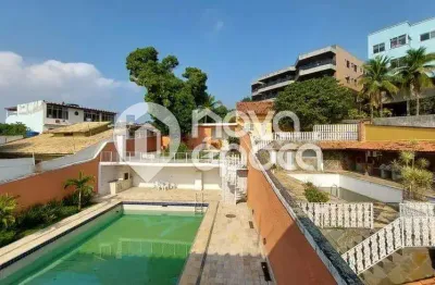 Casa em condomínio fechado com 6 quartos à venda na Rua Severiano da Fonseca, Jardim Guanabara, Rio de Janeiro