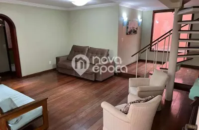 Casa em condomínio fechado com 4 quartos à venda na Rua Ibituruna, Maracanã, Rio de Janeiro