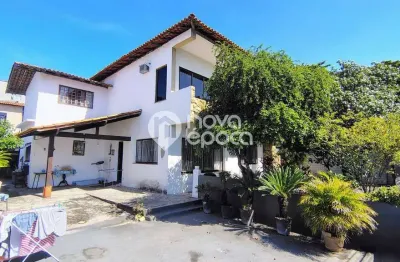 Casa em condomínio fechado com 5 quartos à venda na Rua Orestes Rosolia, Jardim Guanabara, Rio de Janeiro