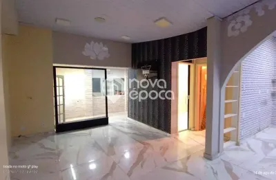 Casa com 2 quartos à venda na Rua Uberaba, Grajaú, Rio de Janeiro