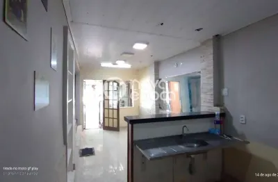 Casa com 2 quartos à venda na Rua Uberaba, Grajaú, Rio de Janeiro