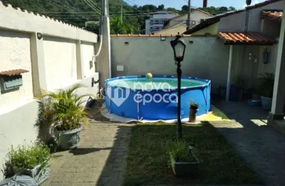 Casa com 3 quartos à venda na Rua Capim Branco, Vila Valqueire, Rio de Janeiro