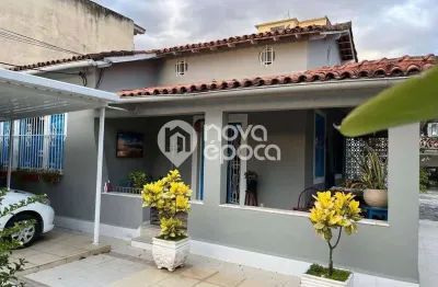 Casa com 4 quartos à venda na Rua Ângelo Pimentel, Bancários, Rio de Janeiro