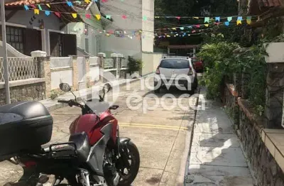 Casa em condomínio fechado com 3 quartos à venda na Rua Borda do Mato, Grajaú, Rio de Janeiro