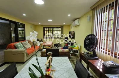 Casa em condomínio fechado com 3 quartos à venda na Rua Soldado Pedro Moreira, Pechincha, Rio de Janeiro