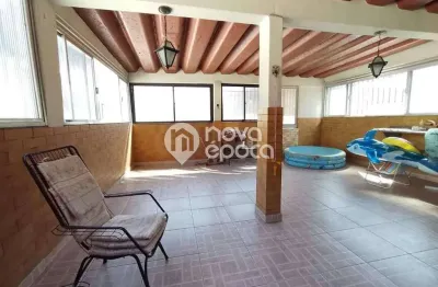 Casa de vila para venda com 3 quartos na praça da bandeira