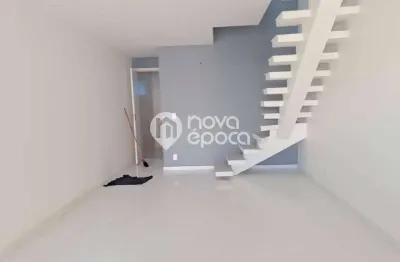 Casa com 2 quartos à venda na Rua Cruz e Sousa, Encantado, Rio de Janeiro