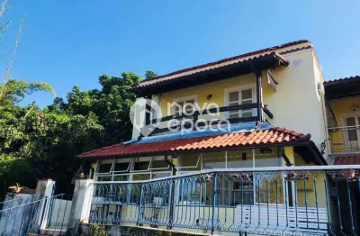 Casa em condomínio fechado com 4 quartos à venda na Rua Santa Cristina, Santa Teresa, Rio de Janeiro