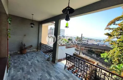 Casa com 2 quartos à venda na Rua Auvernia, Tauá, Rio de Janeiro