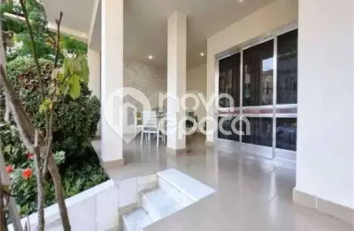 Casa em condomínio fechado com 3 quartos à venda na Rua Itacuruçá, Tijuca, Rio de Janeiro