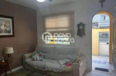 Casa com 3 quartos à venda na Rua Caruaru, Grajaú, Rio de Janeiro