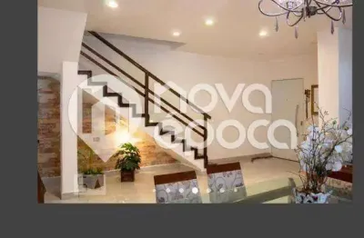 Casa com 5 quartos à venda na Rua Araxá, Grajaú, Rio de Janeiro