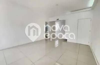 Apartamento com 2 quartos à venda na Rua Andrade Pertence, Catete, Rio de Janeiro