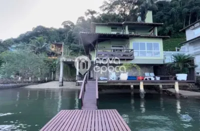 Casa para a venda com 5 quartos, em itanema, angra dos reis com 193 m²