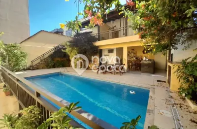 Casa com 3 quartos à venda na Avenida Francisco Alves, Jardim Guanabara, Rio de Janeiro