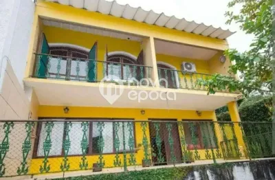 Freguesia (Ilha do Governador) | Casa 4 quartos, sendo 1 suite