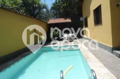 Recreio dos bandeirantes | casa 3 quartos, sendo 1 suite