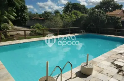Casa com 5 quartos à venda na Rua Virgílio Serrano, Boqueirão, Saquarema