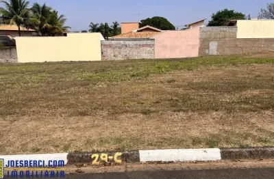 Terreno em condomínio no residencial nova holanda em holambra