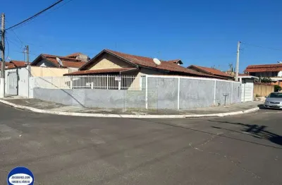 Casa com 2 quartos à venda na Massaranduba, 28, Jardim Flamboyant, Holambra