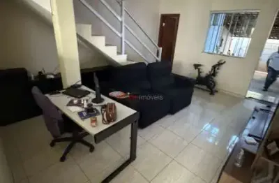 Casa com 3 quartos à venda na Rua Miquelina Dias Menezes, Parque Xangri-Lá, Contagem