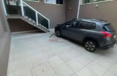 Casa com 2 quartos à venda na Rua Camanducaia, Parque Xangri-Lá, Contagem