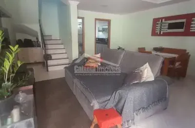 Casa com 3 quartos à venda na Rua Açucena, Parque Xangri-Lá, Contagem