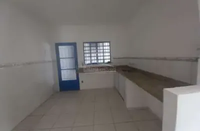 Compre Casa com 3 Dormitorios  1 Suite  5 Vagas e com 200M em Santa Amelia por R 850000  Im