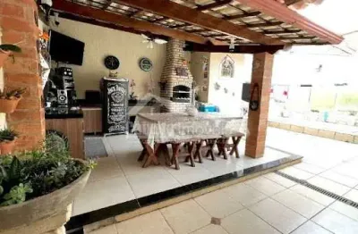 Casa com 3 quartos à venda na Rua Olivina, Carajás, Contagem