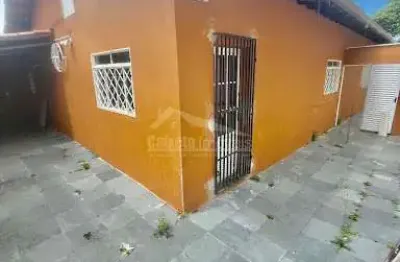 Compre casa com 3 dormitorios  1 suite  6 vagas e com 150m em santa monica por r 860000  im