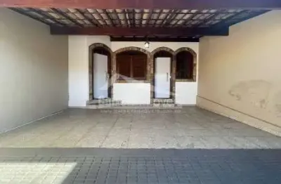 Casa com 3 quartos à venda na Rua Bernardino Oliveira Pena, São João Batista, Belo Horizonte