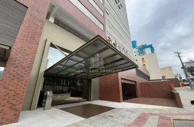 Sala comercial com 1 sala para alugar na Rua Fúlvio Aducci, 627, Estreito, Florianópolis
