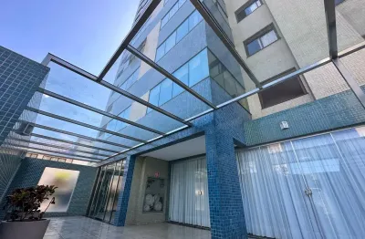 Apartamento de alto padrão com 3 quartos e 3 vagas no centro de cascavel