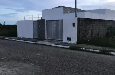 Vendo casa em Macaiba com 3 quartos sendo um suíte, pronta para morar