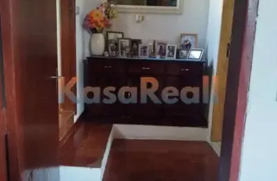 Casa para venda com 330 m² e 3 quartos em Jardim Ouro Verde, Bauru - SP