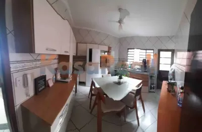 Casa com 3 quartos à venda no Parque City, Bauru 