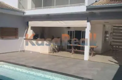 Casa para venda com 450 m² e 4 quartos em Jardim Marabá, Bauru - SP