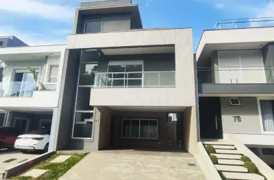 Casa a venda em uberaba, curitiba, condomínio boulevard privilége, a 500 metros da leonidas marques.