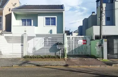 Sobrado a venda no bairro uberaba, próximo ao clube nikei