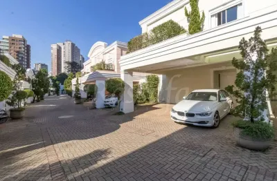 Casa em condomínio fechado com 3 quartos à venda em Moema, São Paulo 