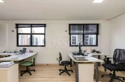Sala comercial com 12 salas à venda na Vila Nova Conceição, São Paulo 