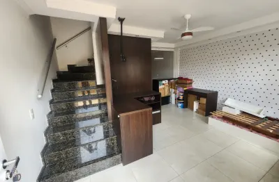 Sobrado em Condomínio Fechado à Venda na Vila Matilde | 70m² - 2 Suítes  - Quintal com Churrasqueira - 2 Vagas