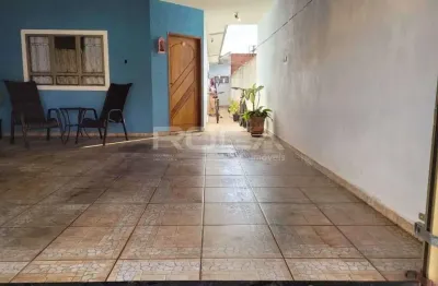 Casa de 2 dormitórios com suíte e churrasqueira em são carlos