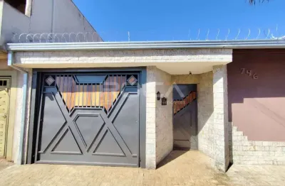 Casa no jardim ipanema em são carlos, 3 dormitórios e 2 suítes
