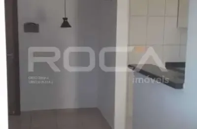 Apartamento de 2 dormitórios com suíte e armários no jardim brasil, são carlos