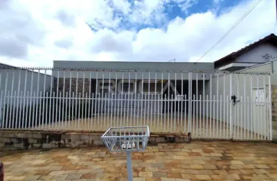 Casa de alto padrão para alugar na vila prado em são carlos