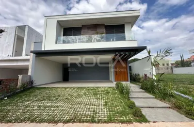 Espaçosa casa de 4 dormitórios em condomínio no parque faber castell i