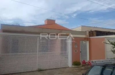 Casa com 3 quartos à venda na Rua Tiradentes, 463, Jardim Macarengo, São Carlos