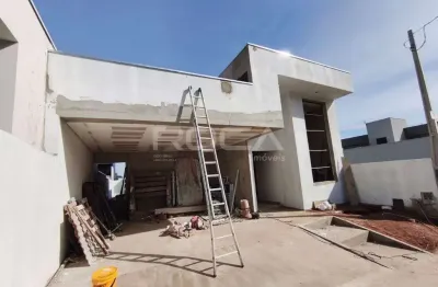 Casa padrão à venda com 3 dormitórios e suíte no bairro faixa azul em são carlos
