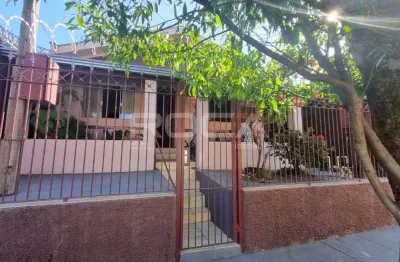 Casa padrão com edícula na vila costa do sol, são carlos